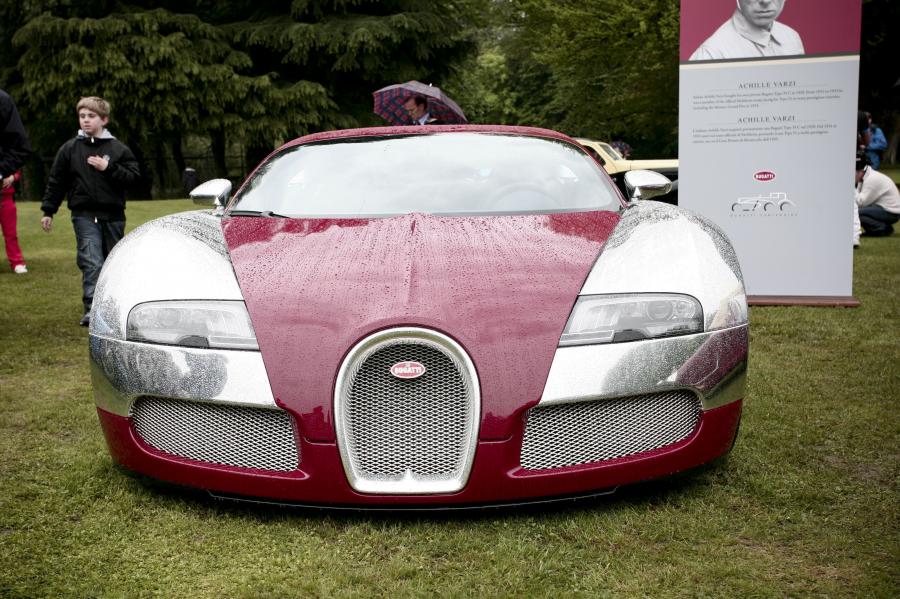  Bugatti Veyron 16.4 Centenaire 2009 года  (фото 24 из 130)